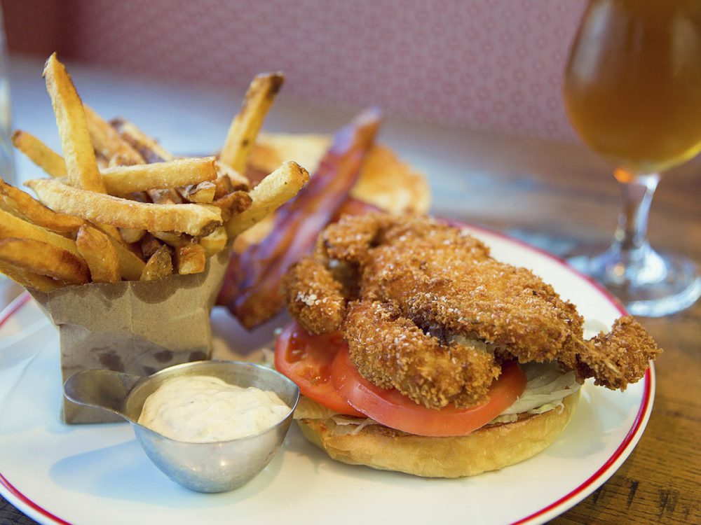 Founding Farmers Welcomes Soft-Shell Crab Season