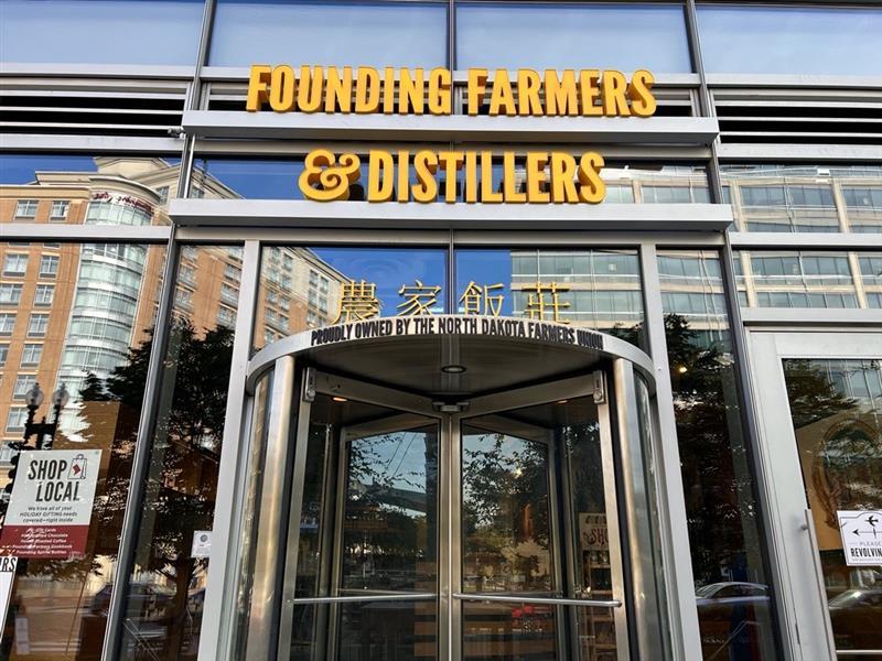 Dine Near the Walter E. Washington Convention Center at Founding Farmers